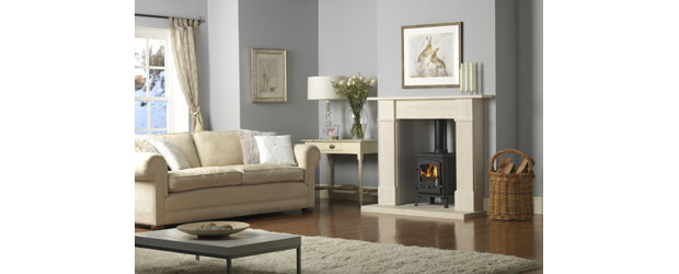 DIMPLEX’S WESTCOTT 5SE CLASSICALLY-STYLED WOOD-BURNING STOVE