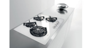 NEW WHIRLPOOL WHITE GAS-ON-GLASS HOB
